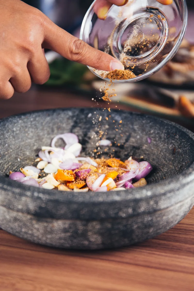 How to Easily Remove Seasoning from Your Cast Iron Skillet