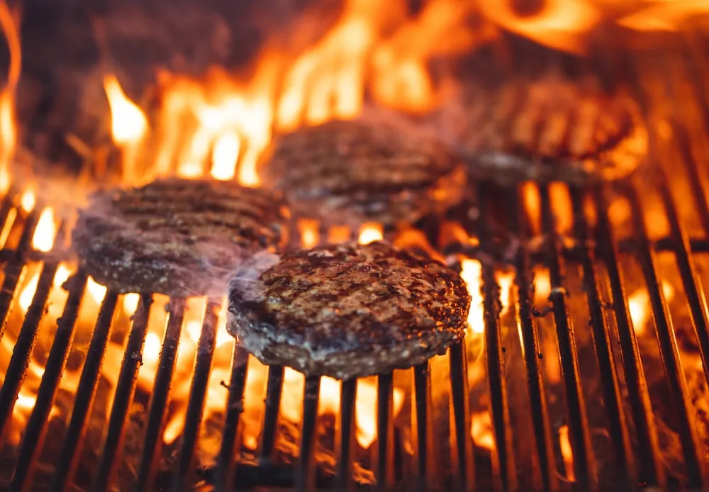 How to Tell If Grilled Burgers Are Done: A Simple Guide