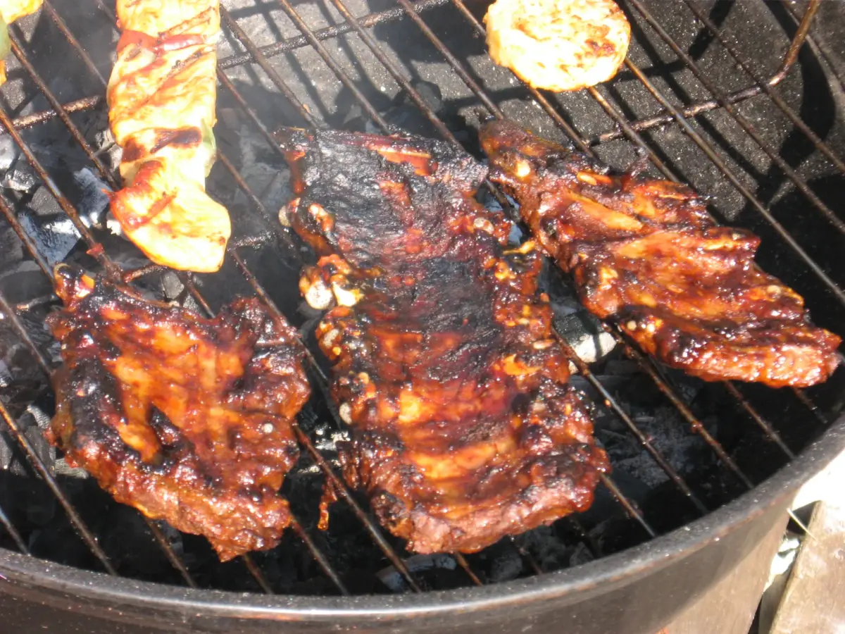 Best Spritz for Ribs: Enhance the Flavor of Your BBQ